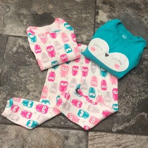 3 piece Just One You by Carter’s 18m pjs